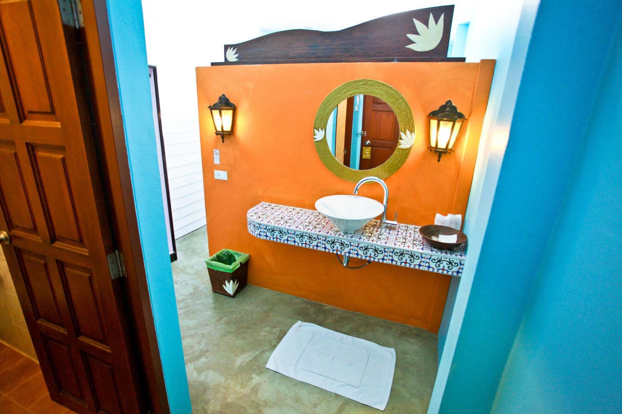 Boondaree Home Resort Bãi biển Kata Ngoại thất bức ảnh